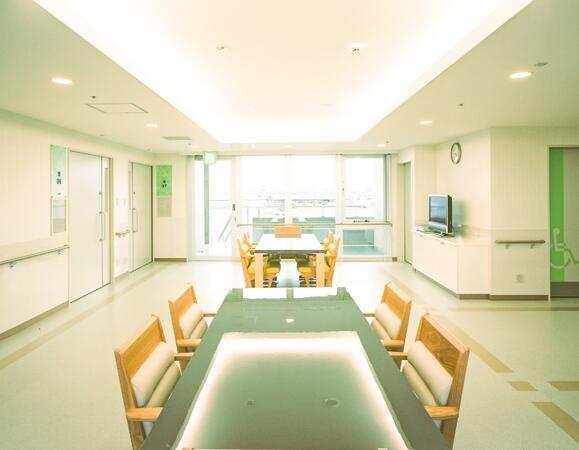 介護老人保健施設ら・ぱーす（常勤）の介護福祉士求人メイン写真2