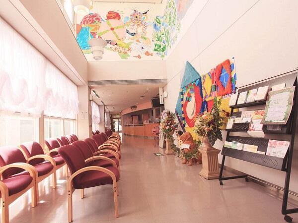 井上レディースクリニック（パート）の准看護師求人メイン写真2