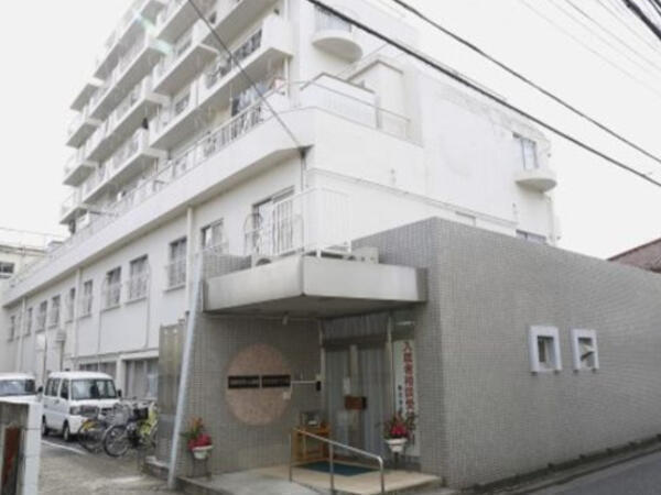 介護付き有料老人ホーム ひまわりホーム新宿(パート)の准看護師求人の写真