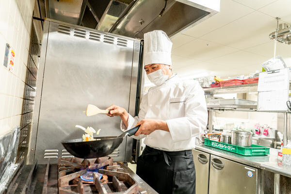 済生会滋賀県病院（厨房/常勤）の調理師/調理員求人メイン写真3