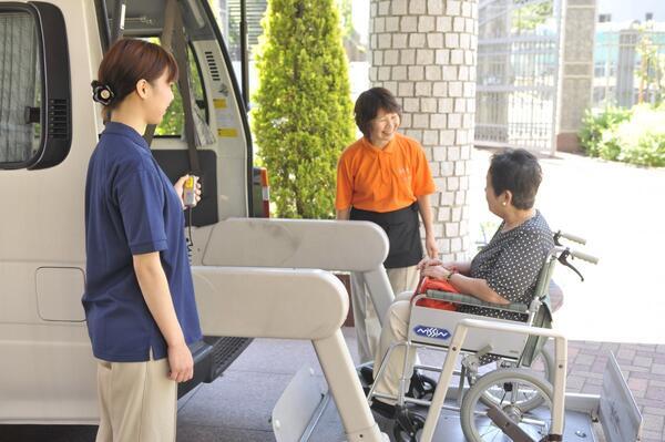 アスケア デイサービスセンター野方（パート）の送迎ドライバー求人メイン写真3