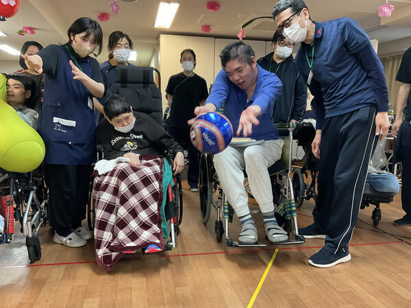 障害者支援施設マイルドハート高円寺 なでしこ（常勤）の支援員求人メイン写真4