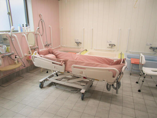 有料老人ホーム こがねむし（夜勤専従/パート）の准看護師求人メイン写真4