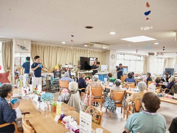 介護老人保健施設 ホットスプリング美原（常勤）の准看護師求人メイン写真2