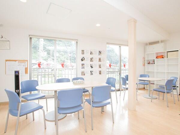 通所介護事業所 ワンステップ（常勤）の介護福祉士求人メイン写真2