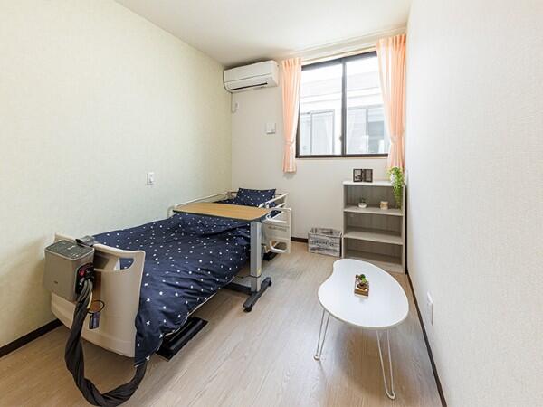 有料老人ホームフォーユー堺原山台（パート）の介護職求人メイン写真2