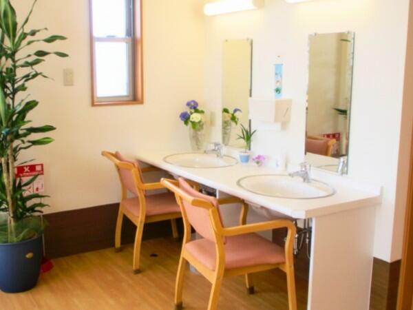 グループホーム長徳（正社員）の介護福祉士求人メイン写真3