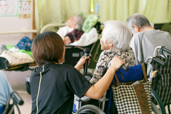 デイサービスセンター東浜（常勤）の介護福祉士求人メイン写真3