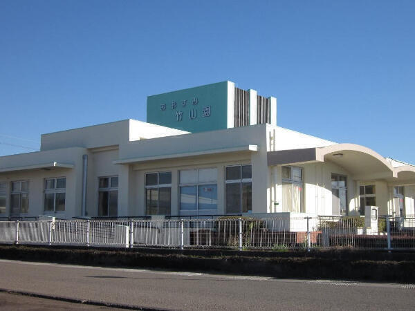 介護付有料老人ホーム ウェルリンク（常勤）の看護師求人の写真