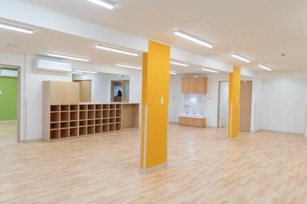 スクルドエンジェル保育園 猫実園（フルタイムパート）の保育士求人サブ写真1