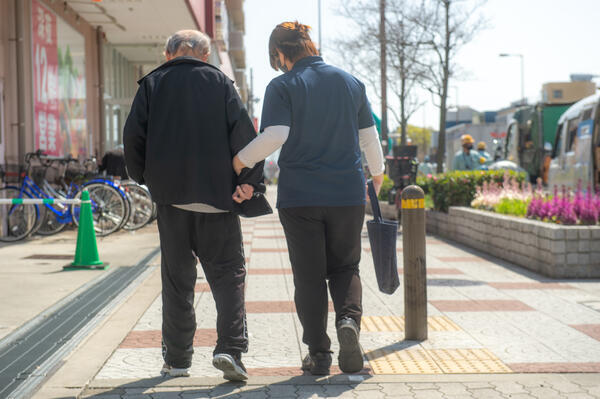 住宅型有料老人ホーム ベイシス梅南館（常勤）の介護福祉士求人メイン写真2