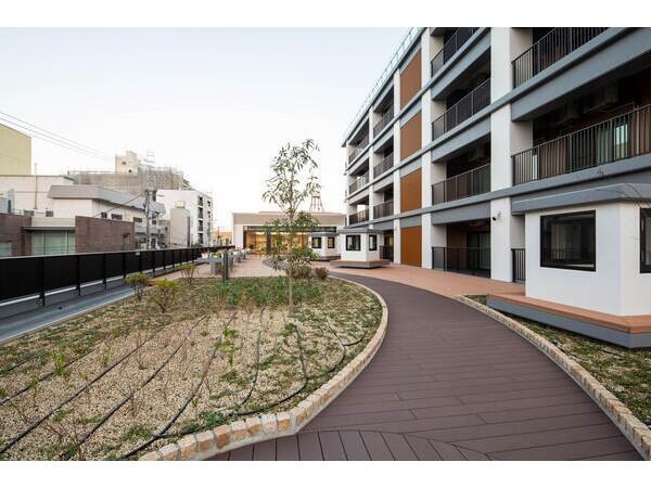 特別養護老人ホーム スターレイク仙台（夜勤専従パート）の介護職求人メイン写真3