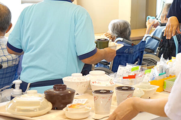 知多厚生病院（パート）の調理師/調理員求人メイン写真2