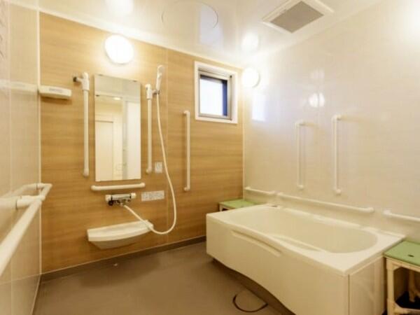 住宅型有料老人ホームエイジ・ガーデン柏原（パート）の介護福祉士求人メイン写真4