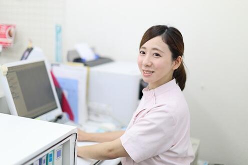 中川薬局自由が丘駅前店(正社員)の医療事務求人の写真