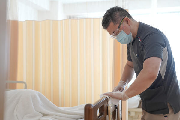 板橋宮本病院(環境整備/パート)の清掃員求人の写真