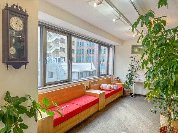 うえむらメンタルサポート診療所（常勤）の臨床心理士求人メイン写真2