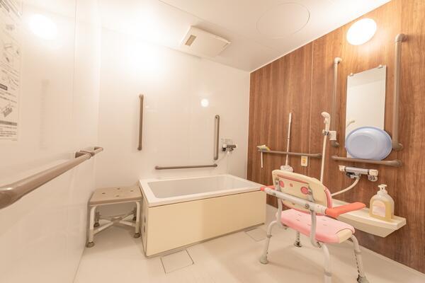 イリーゼ三鷹深大寺（常勤）の介護職求人メイン写真4