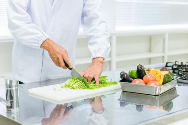 複合型サービスごんべえ（パート）の調理師/調理員求人の写真