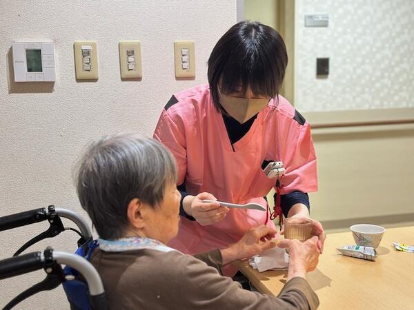 有料老人ホーム サンビレッジ三鷹（夜勤専従/パート）の介護福祉士求人メイン写真5