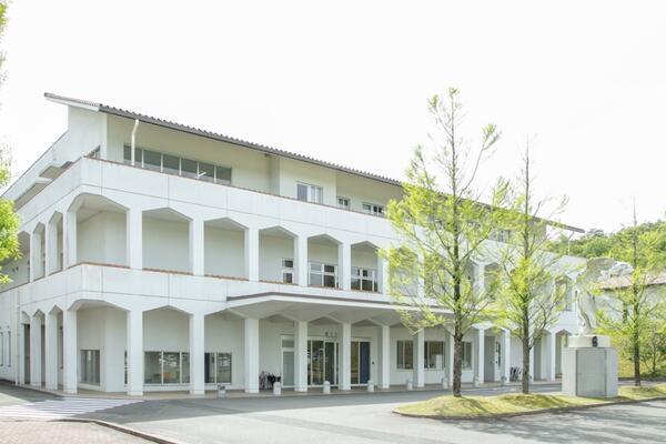 聖十字病院（常勤）の調理師/調理員求人メイン写真2