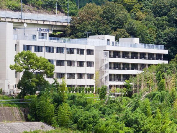 北摂中央病院（送迎・営繕/パート）の送迎ドライバー求人の写真