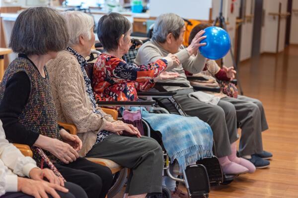 イリーゼ狛江(管理者候補/常勤)【レク充実/交流イベント多数の活気ある施設】の一般事務求人サブ写真1