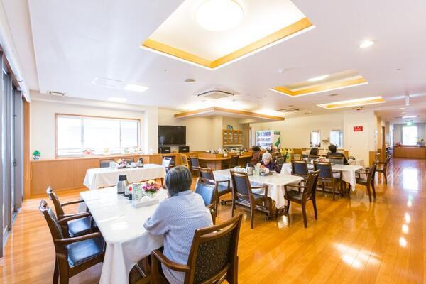 住宅型有料老人ホーム寿シニアハウス平針（常勤）の介護福祉士求人メイン写真1