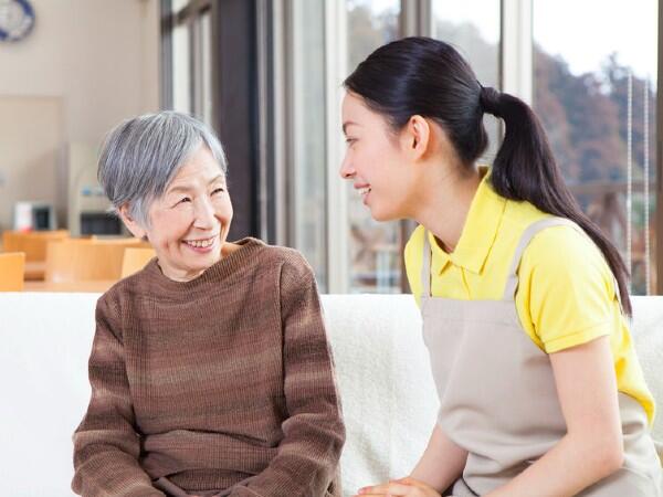 住宅型有料老人ホームれんげ草（パート）の介護職求人の写真