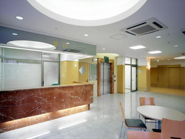 介護付有料老人ホームいまり（常勤）の介護福祉士求人メイン写真2