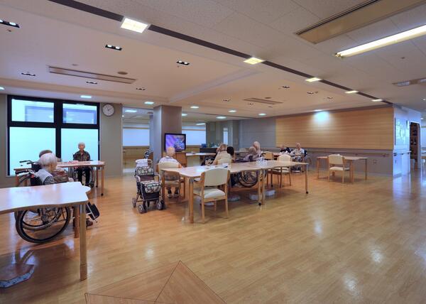 老人保健施設さくらの里（常勤）の介護福祉士求人メイン写真4