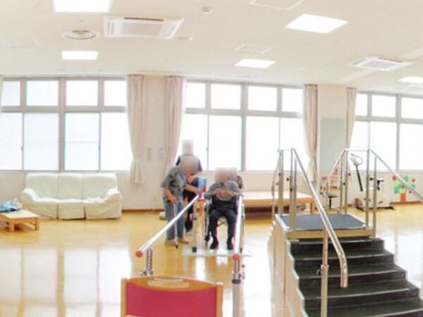 介護老人保健施設 勝央苑（常勤）の介護福祉士求人メイン写真4