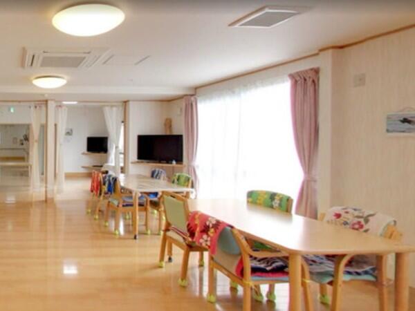 住宅型有料老人ホーム りんごの樹(常勤)の介護職求人の写真