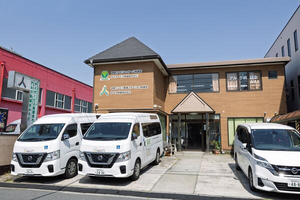 訪問マッサージ純誠会（常勤）の送迎ドライバー求人メイン写真2