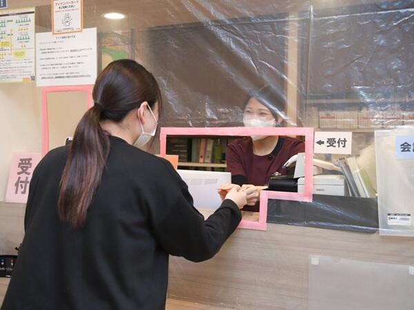 京都駅前さの皮フ科クリニック（パート）の看護師求人サブ写真1