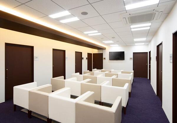 新横浜メディカルサテライト健診センター（パート）の臨床検査技師求人サブ写真1