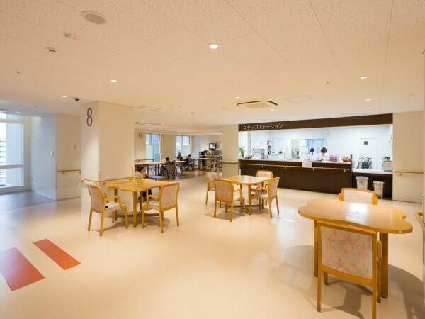 介護老人保健施設　アイリス堺正風（常勤）の看護師求人メイン写真3