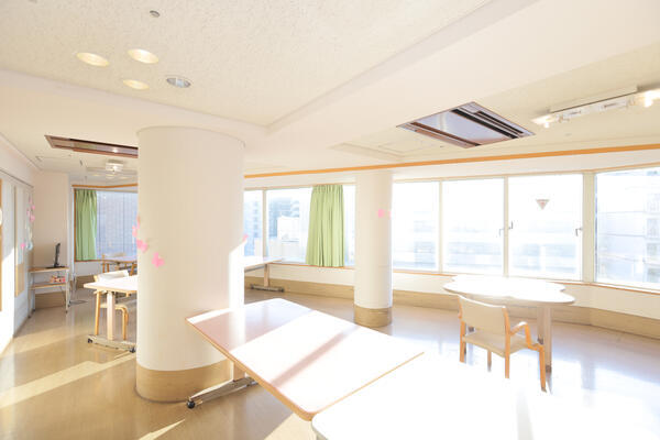 特別養護老人ホーム グリーン野田　介護福祉士（夜勤専従/常勤）の介護職求人メイン写真4