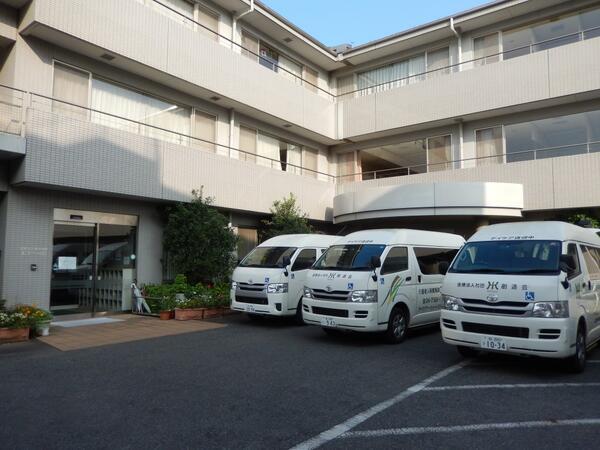 医療法人社団創造会（法人一括/管理職候補/常勤）の介護福祉士求人メイン写真2