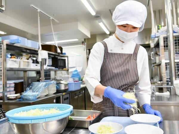 虎の門病院 職員食堂（厨房/パート）の調理師/調理員求人の写真