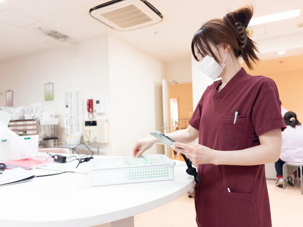 尾張温泉かにえ病院（病棟/パート）の看護師求人メイン写真2