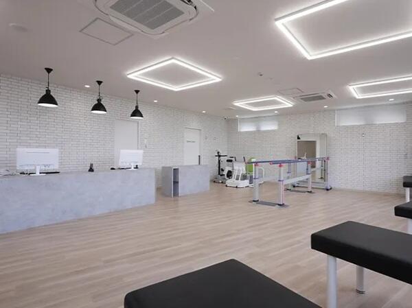 西郷整形外科リハビリクリニック 越谷院（常勤） の理学療法士求人メイン写真4