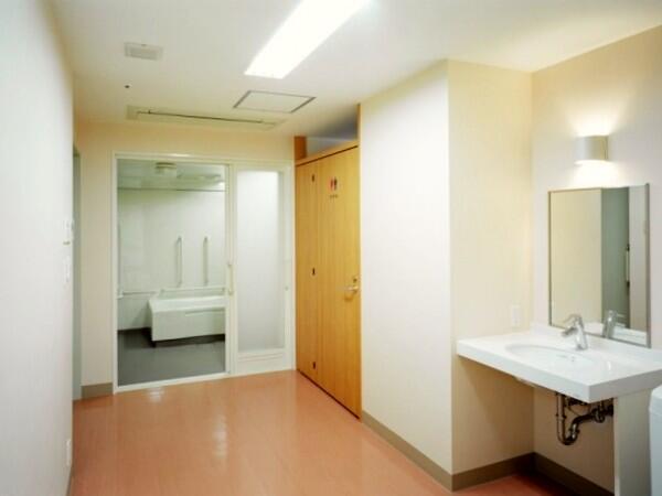 住宅型有料老人ホームエイジ・ガーデン渚（パート）の介護職求人メイン写真5