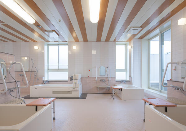 介護付有料老人ホームかんだんて（常勤）の准看護師求人メイン写真4