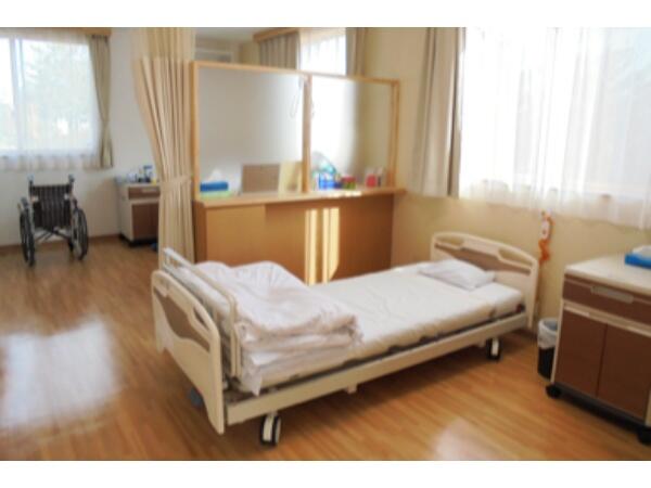 ショートステイきゃんぱす（常勤）の介護職求人メイン写真2