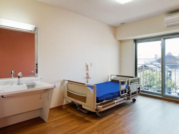 特別養護老人ホーム名春の森（常勤）の理学療法士求人メイン写真2