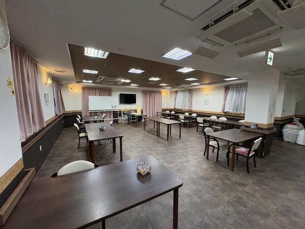 住宅型有料老人ホーム ルチアーノ大正（常勤）の一般事務求人メイン写真3