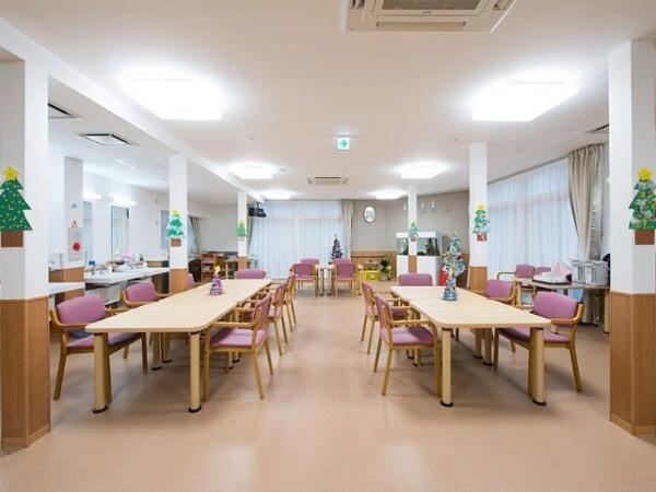 デイサービスセンターまごのて（パート）の介護職求人の写真