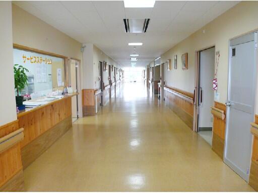 介護老人保健施設いたむろ （常勤）の准看護師求人メイン写真2