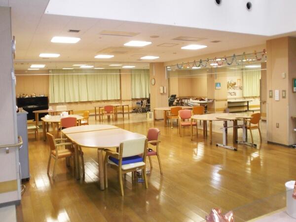 特別養護老人ホーム 篠山すみれ園（パート）の介護福祉士求人メイン写真3